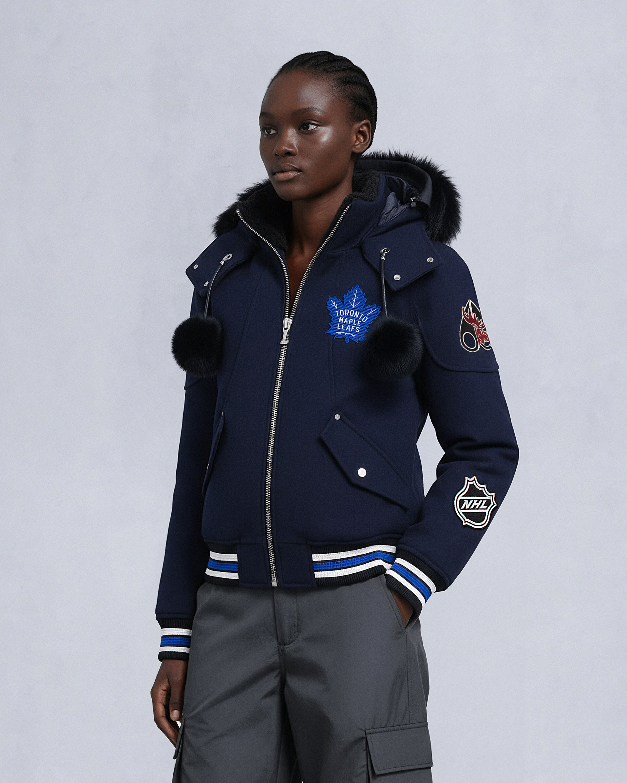 BLOUSON AVIATEUR D'ÉQUIPE MAPLE LEAFS NHL X MOOSE KNUCKLES-BLEU MARINE/BLEU/OS/NOIR
