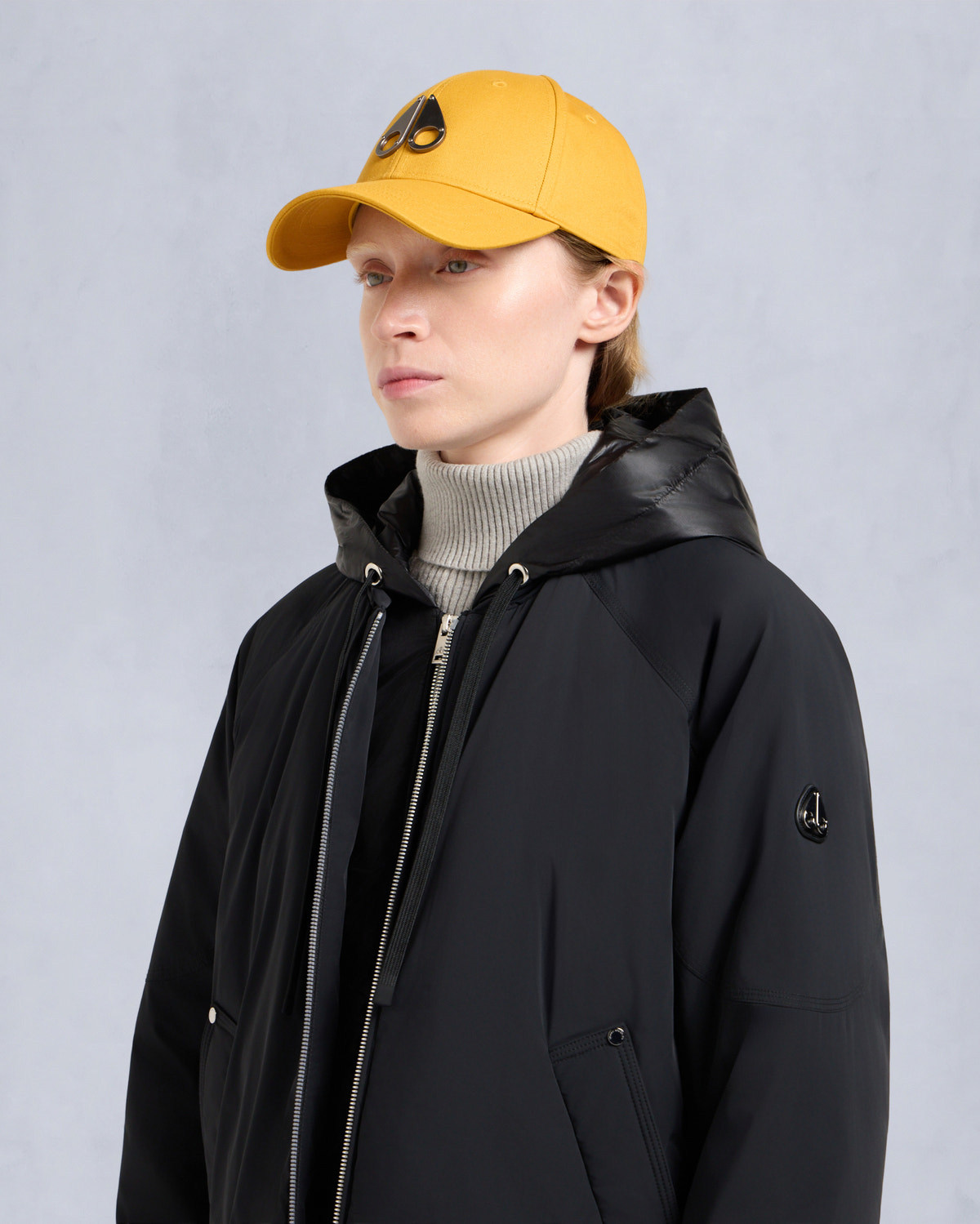 TEGAN BOMBER JACKET-BLACK