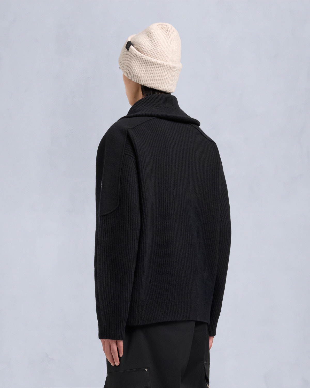 COLSON FULL-ZIP SWEATER-BLACK