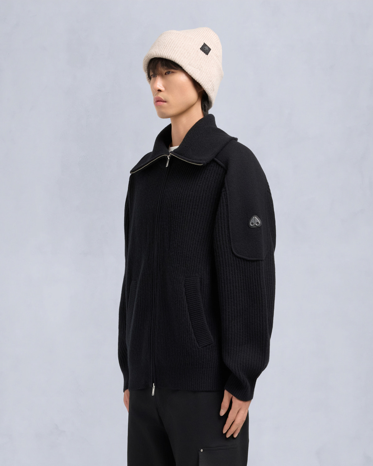 COLSON FULL-ZIP SWEATER-BLACK