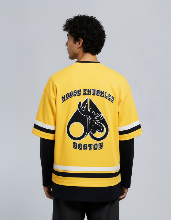 NHL X MOOSE KNUCKLES BRUINS TEE-BRUINS YELLOW/BLACK/BONE
