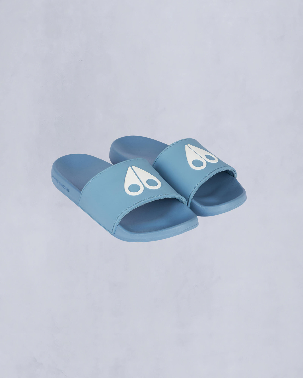 Moose Knuckles Accessories Logo Icon Sport Slides SEA M14MA503 Front Category