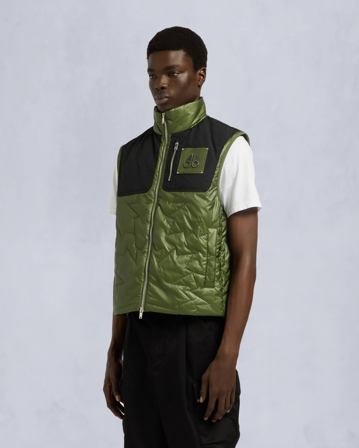 Moose Knuckles Mens Leaf Quilt Icon Vest BLACK/KELP M15MV464 Front