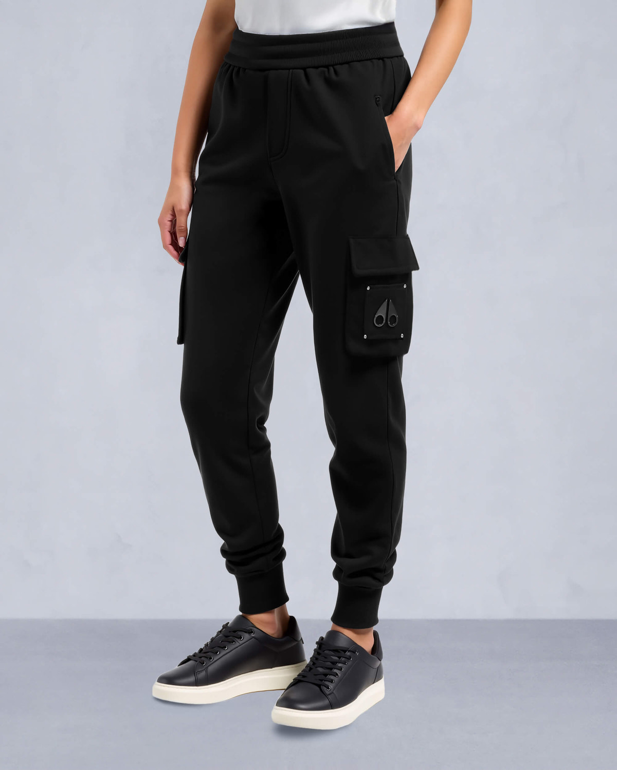Moose Knuckles Kids Kids Unisex Hartsfield Cargo Joggers Black M15UR789 Front