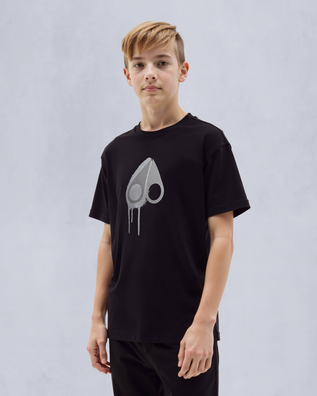 Moose Knuckles Kids Kids Unisex Augustine T-Shirt BLK W/DUSK M15UT781 Detail4