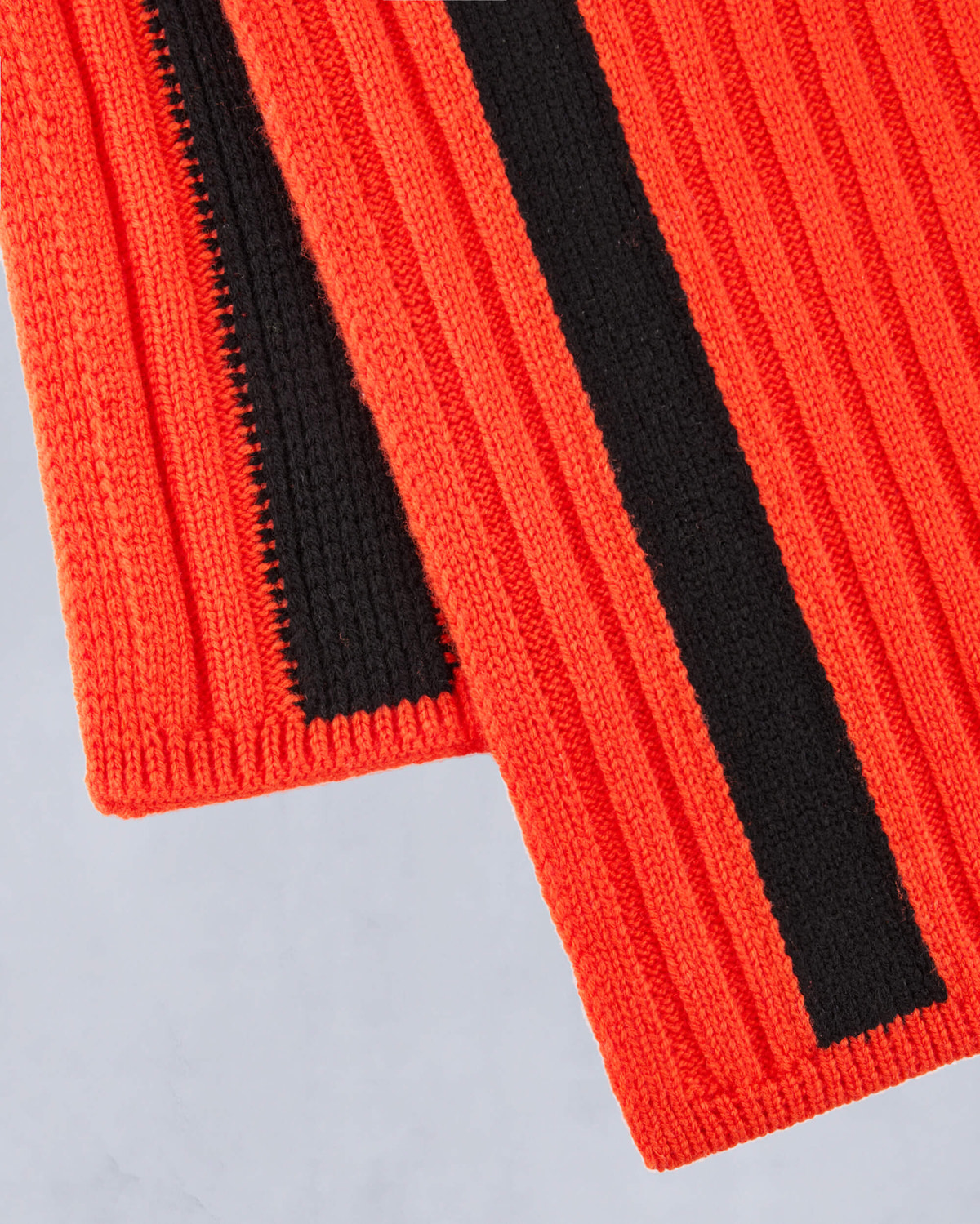 Moose Knuckles - M32LA563 - Verona Scarf - ACCESSORIES - Orange.com - Back