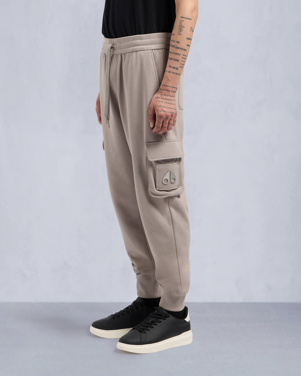 Moose Knuckles Mens Hartsfield Cargo Jogger Dusk M33MR777 Front