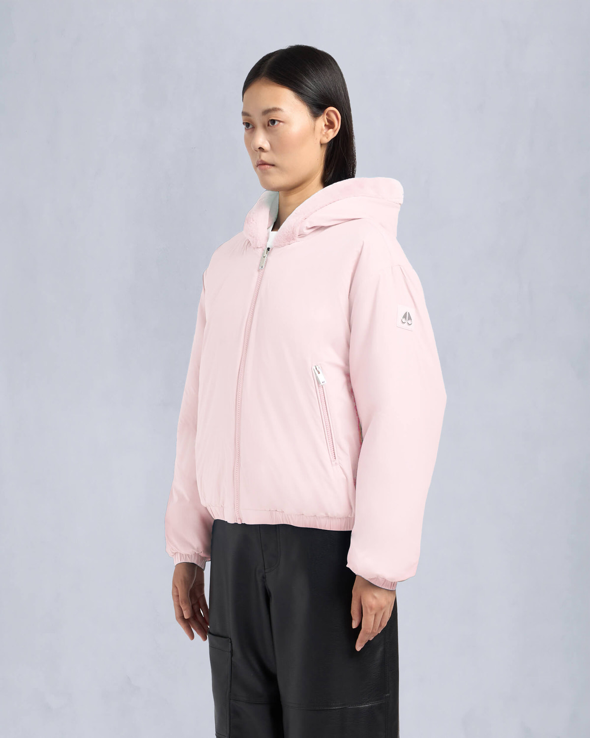 Moose Knuckles Womens Eaton Reversible Bunny Heaven / heaven M34LS652 Detail4