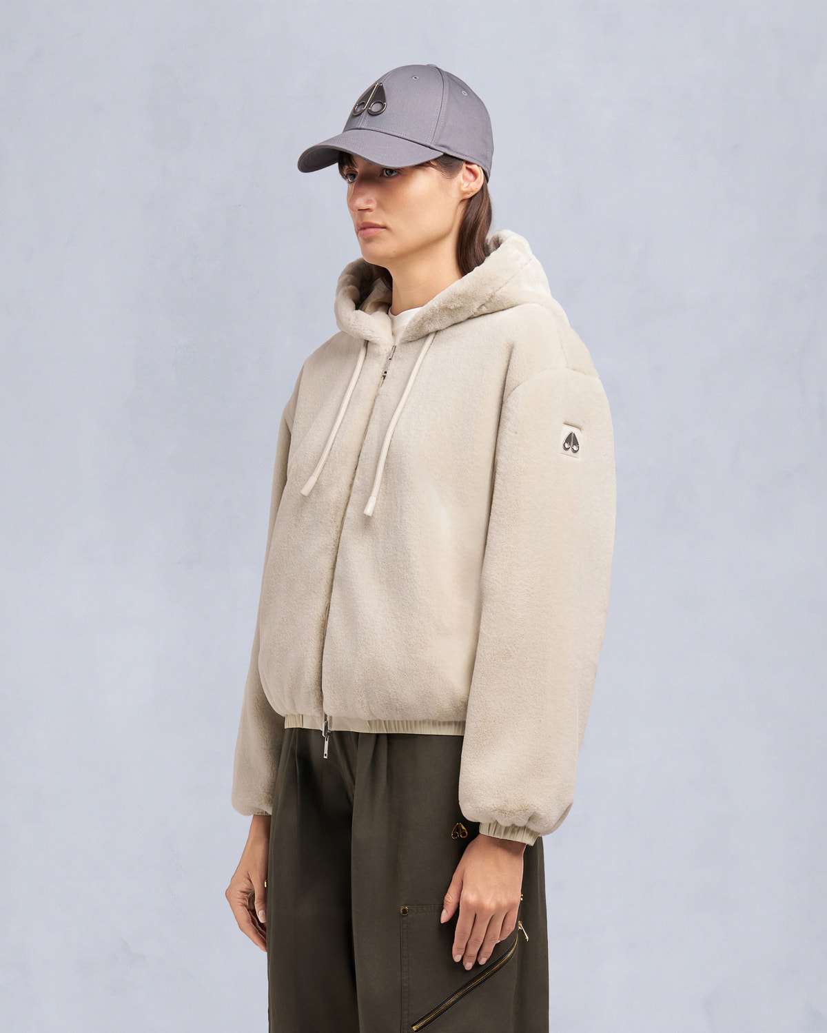 Moose Knuckles - M34LS652 - Eaton Reversible Bunny - WOMENS - - Detail4
