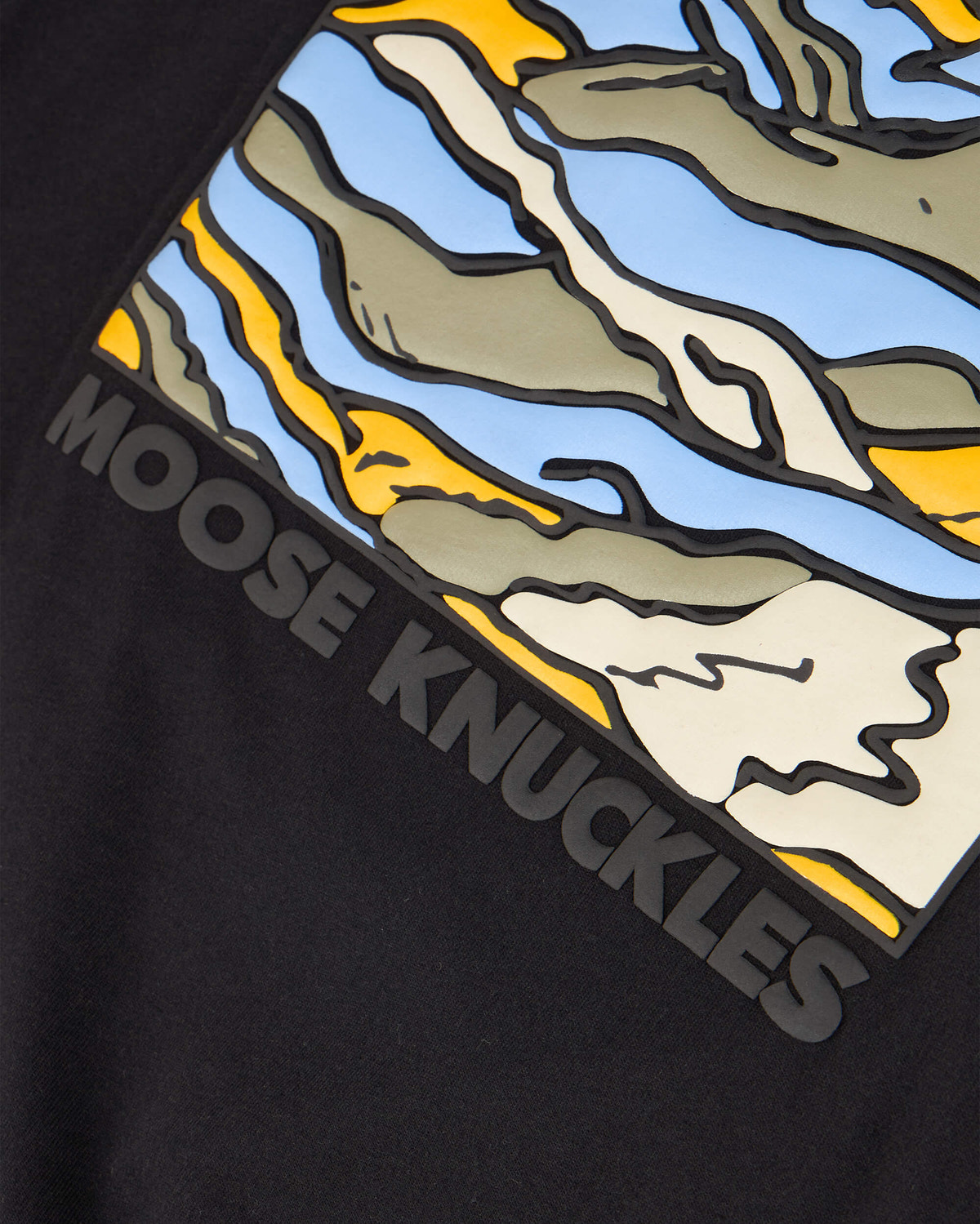 Moose Knuckles Mens Triglav Tee Black M34MT714 Detail1