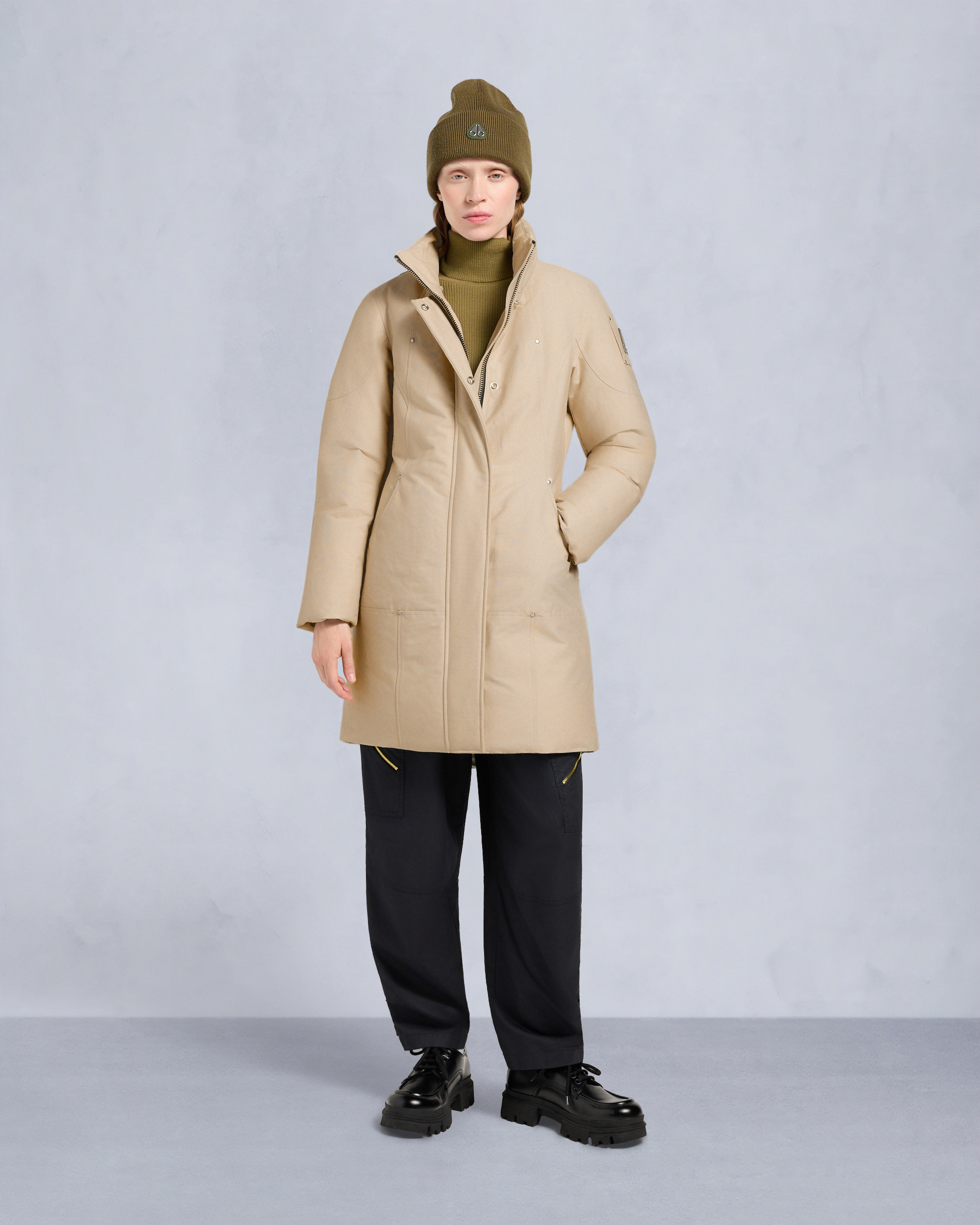 Moose Knuckles - M35LP203S - GOLD SERIES SHEARLING TRIM STIRLING PARKA - WOMENS - - Detail4