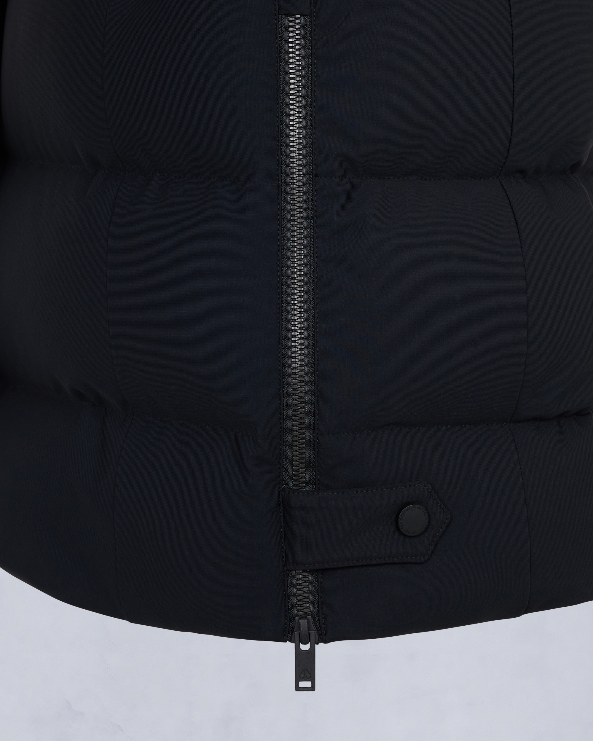 Moose Knuckles - M35LP228S - NYLUXE WATERSHED SHEARLING TRIM PARKA - WOMENS - - Detail1