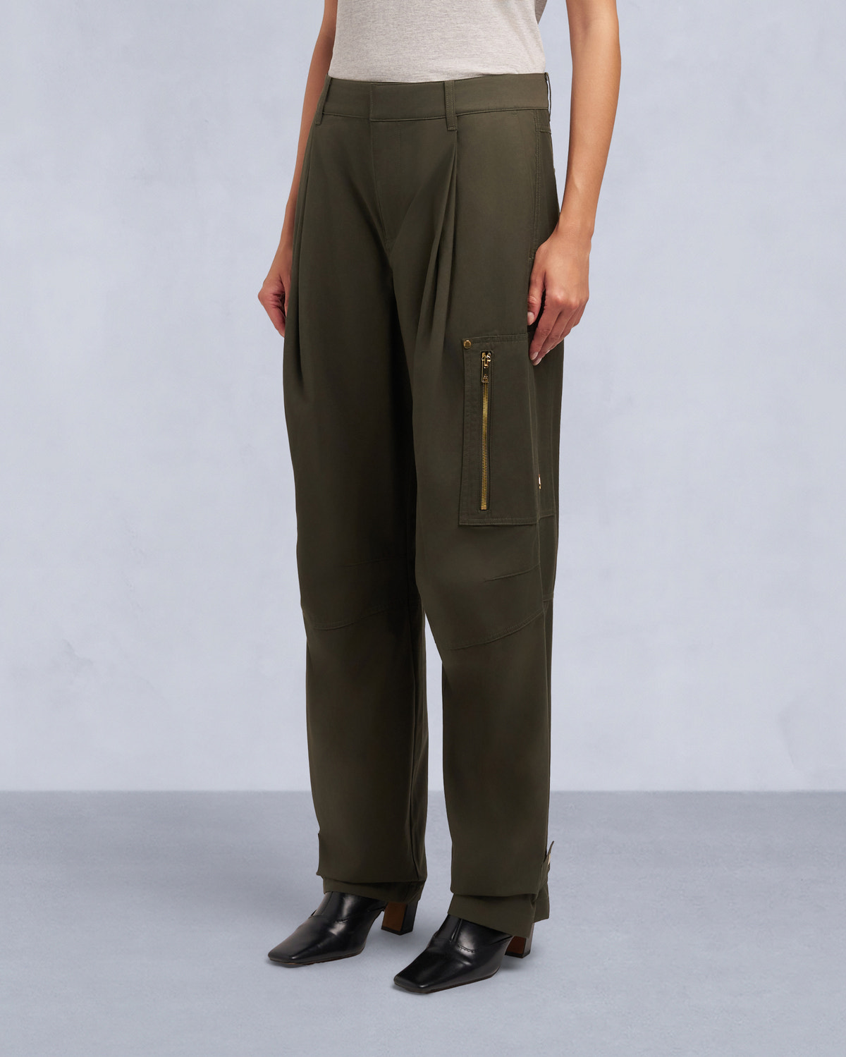 Moose Knuckles - M35LR771G - Iona Cargo Pant - WOMENS - - Front