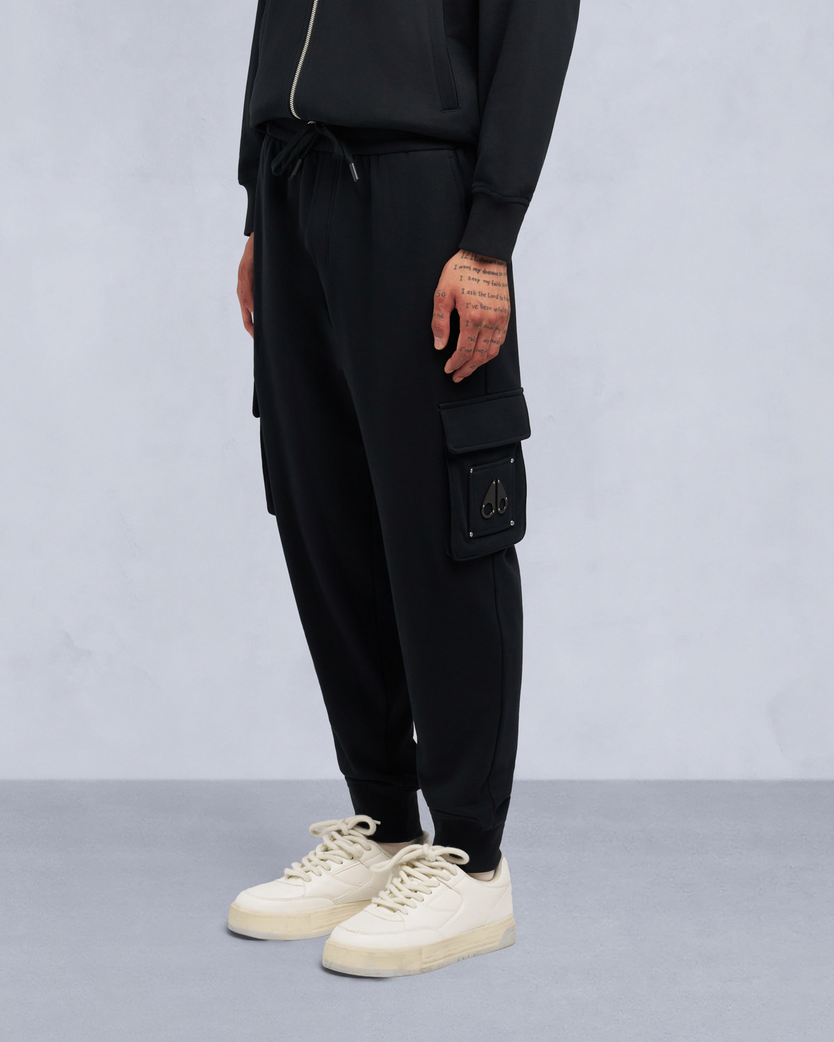 Moose Knuckles - M35MR777 - Hartsfield Cargo Jogger - MENS - - Front
