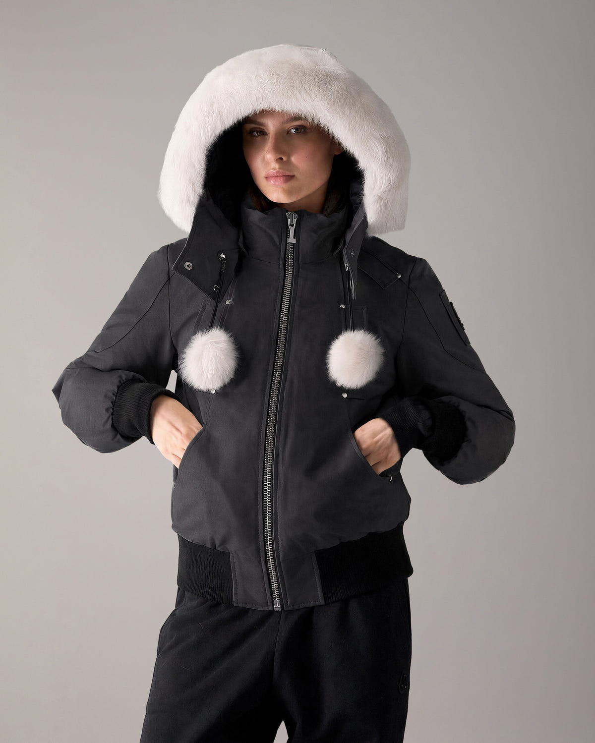 BLOUSON AVIATEUR ORIGINAL DEBBIE EN DUVET-NOIR-NATUREL