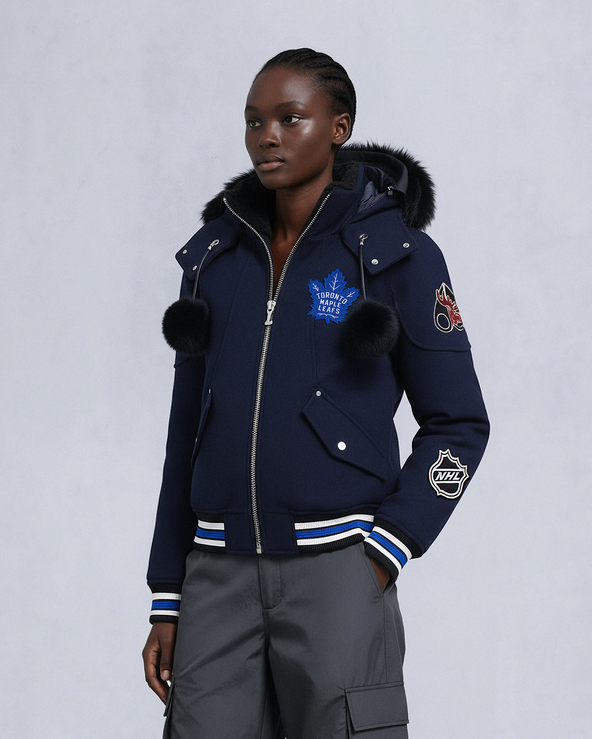 BLOUSON AVIATEUR D'ÉQUIPE MAPLE LEAFS NHL X MOOSE KNUCKLES-BLEU MARINE/BLEU/OS/NOIR