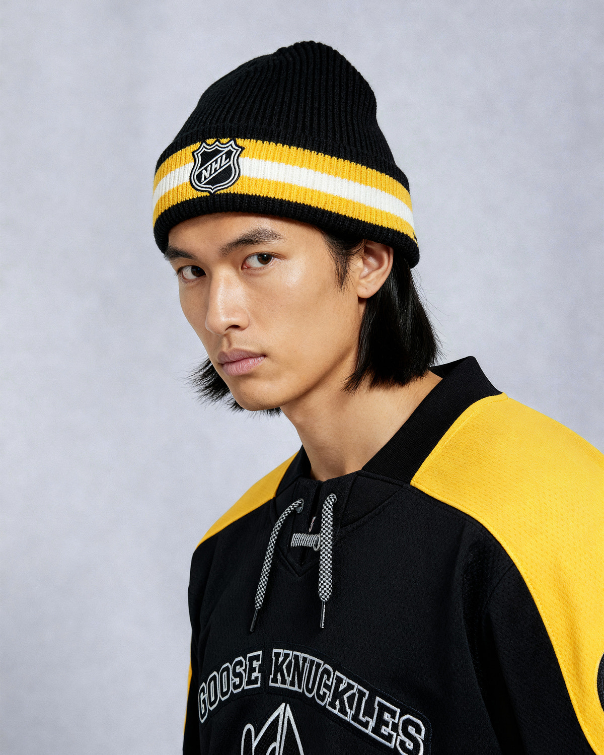 NHL X MOOSE KNUCKLES BRUINS BEANIE-BLACK/YELLOW/BONE