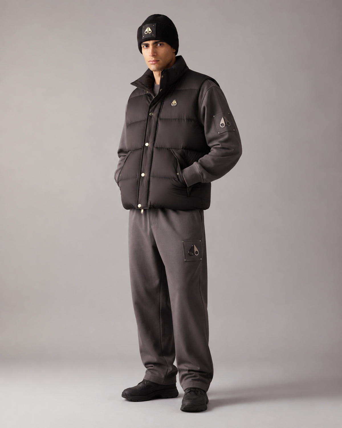 NORTHBOUND FOX FUR & DOWN VEST-BLACK