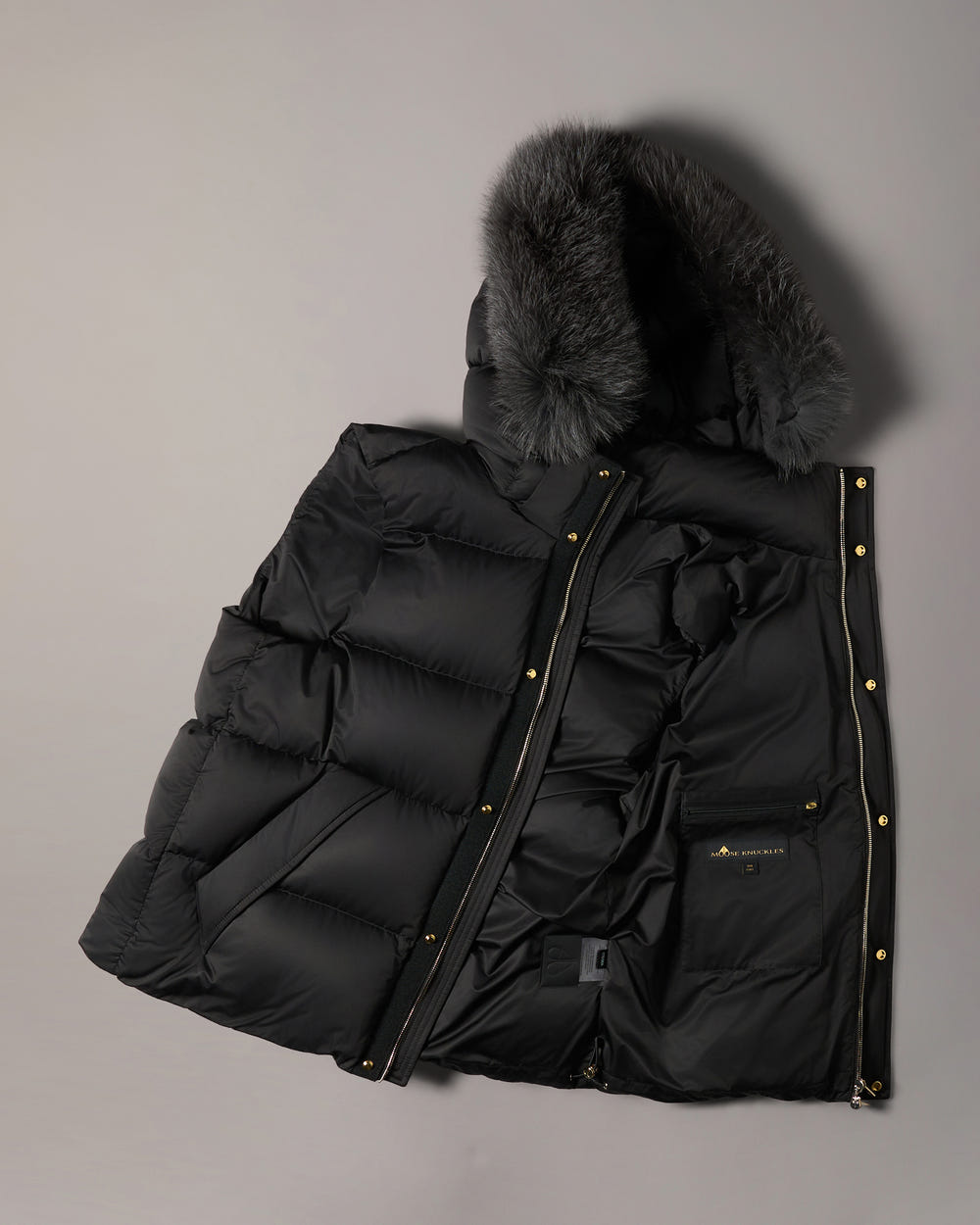NORTHBOUND FOX FUR & DOWN VEST-BLACK