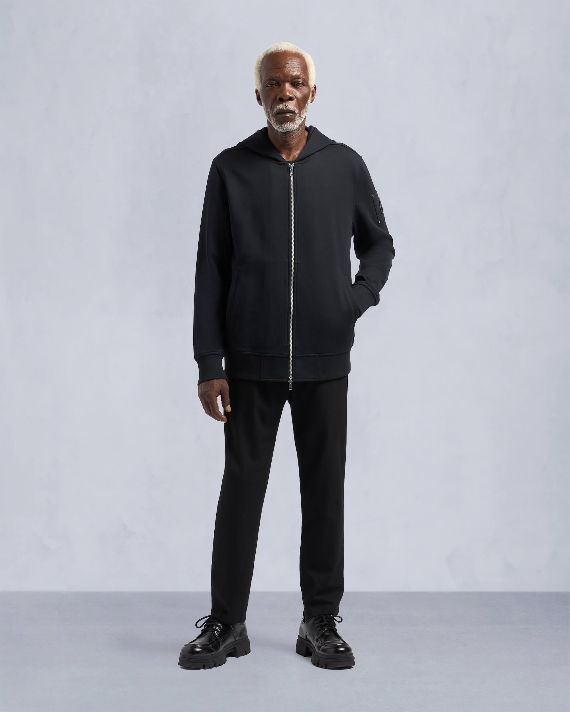 MOOSE KNUCKLE サヘイショトスリフシャツ M15MT709H0 1178 Clothing Collection | Moose Knuckles US