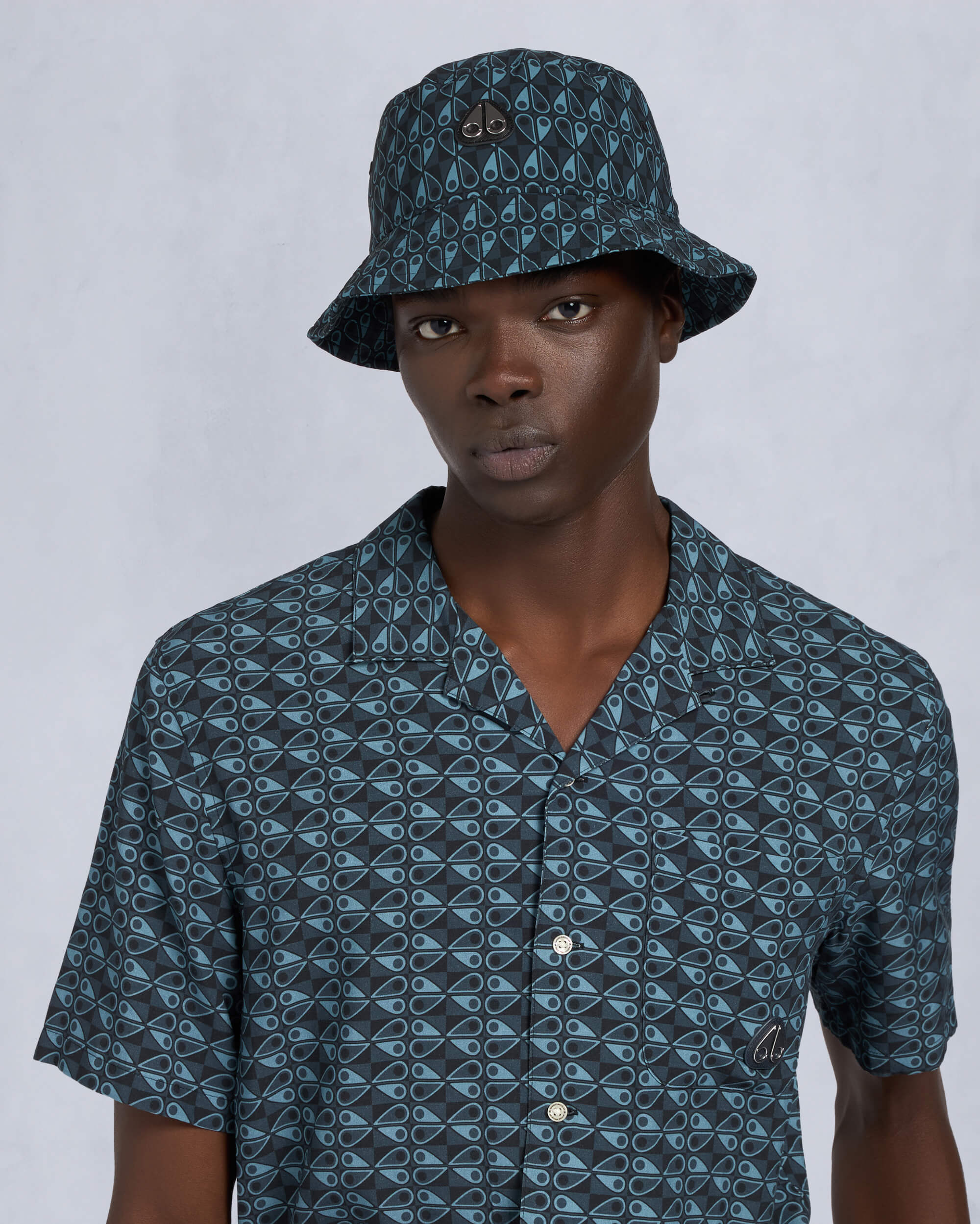 Moose Knuckles Accessories The Bay Bucket Hat NAVY COMBO M15MA538H2 Front