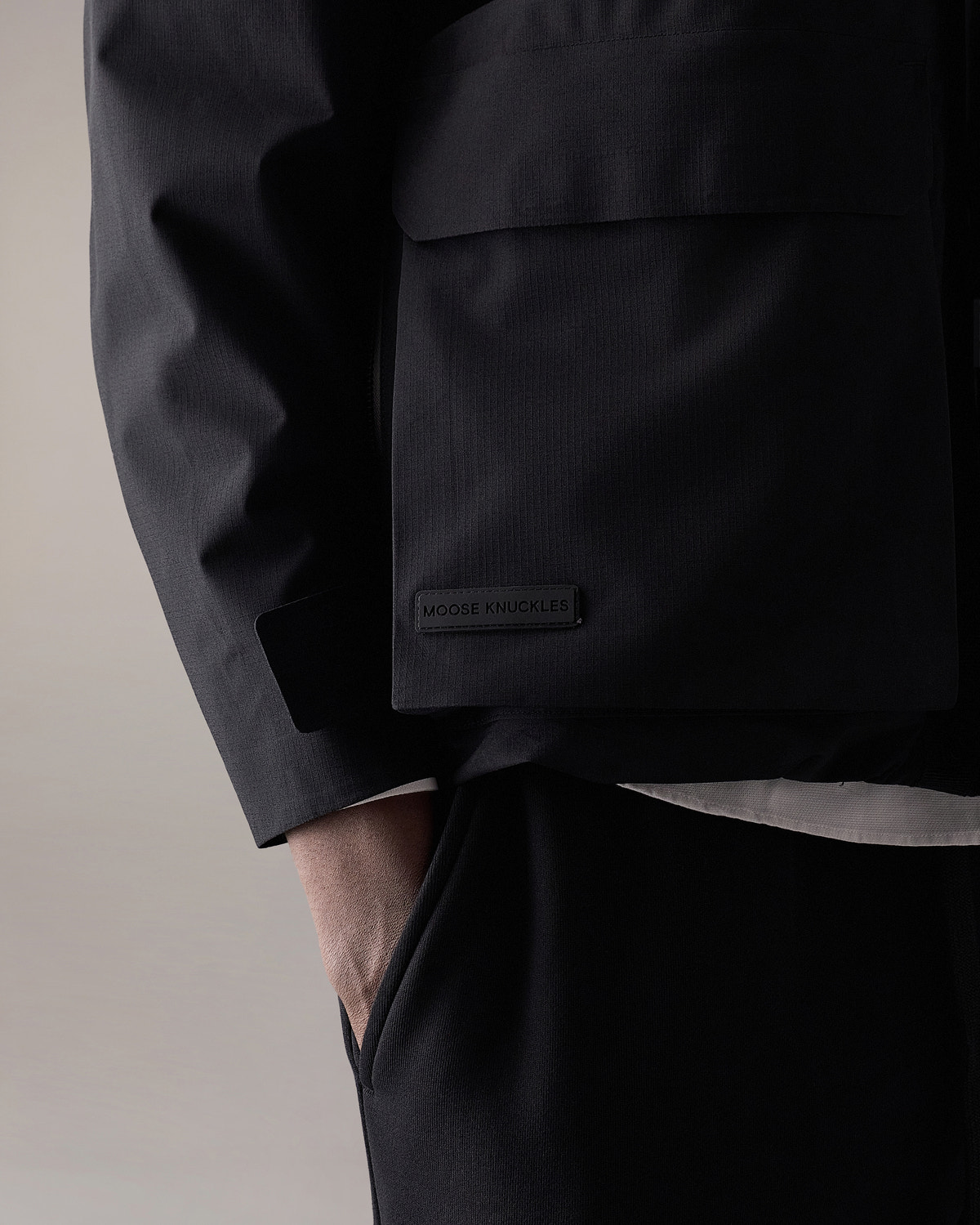 Moose Knuckles - M15MJ147 - Mansfield Rain Jacket - MENS - Black - Detail6