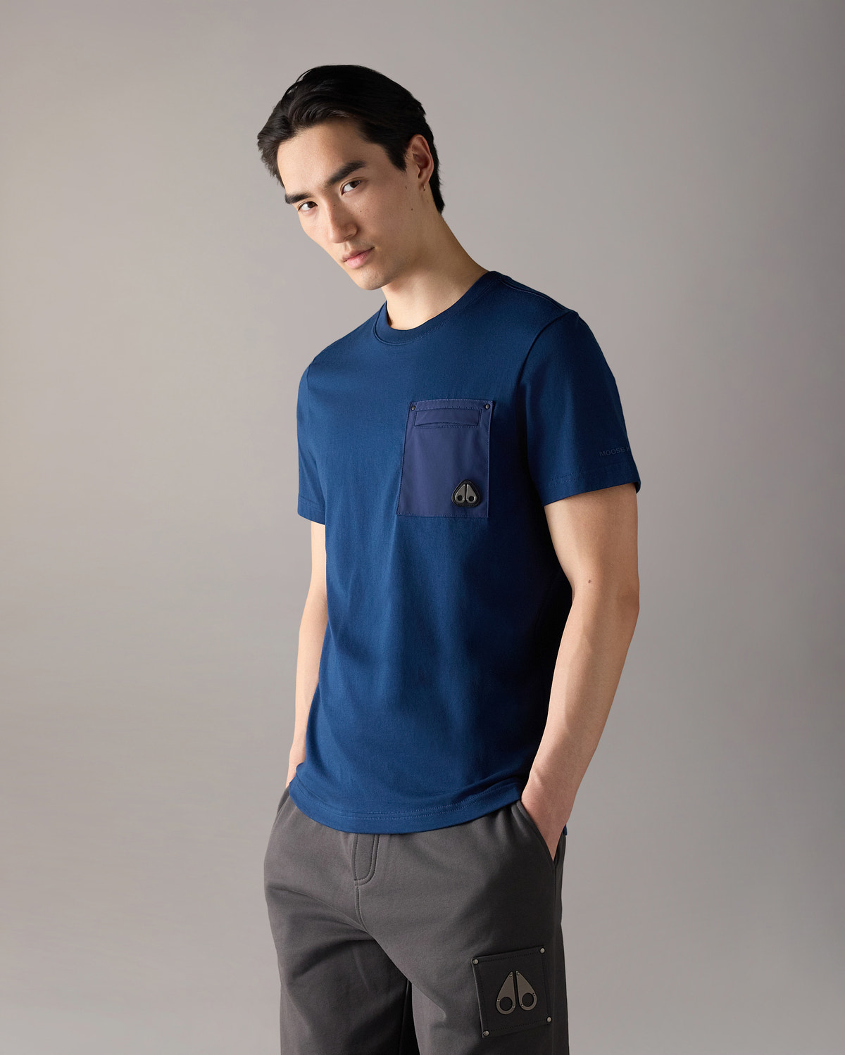 Moose Knuckles - M15MT733 - Dalon T-Shirt - MENS -  - Front Category