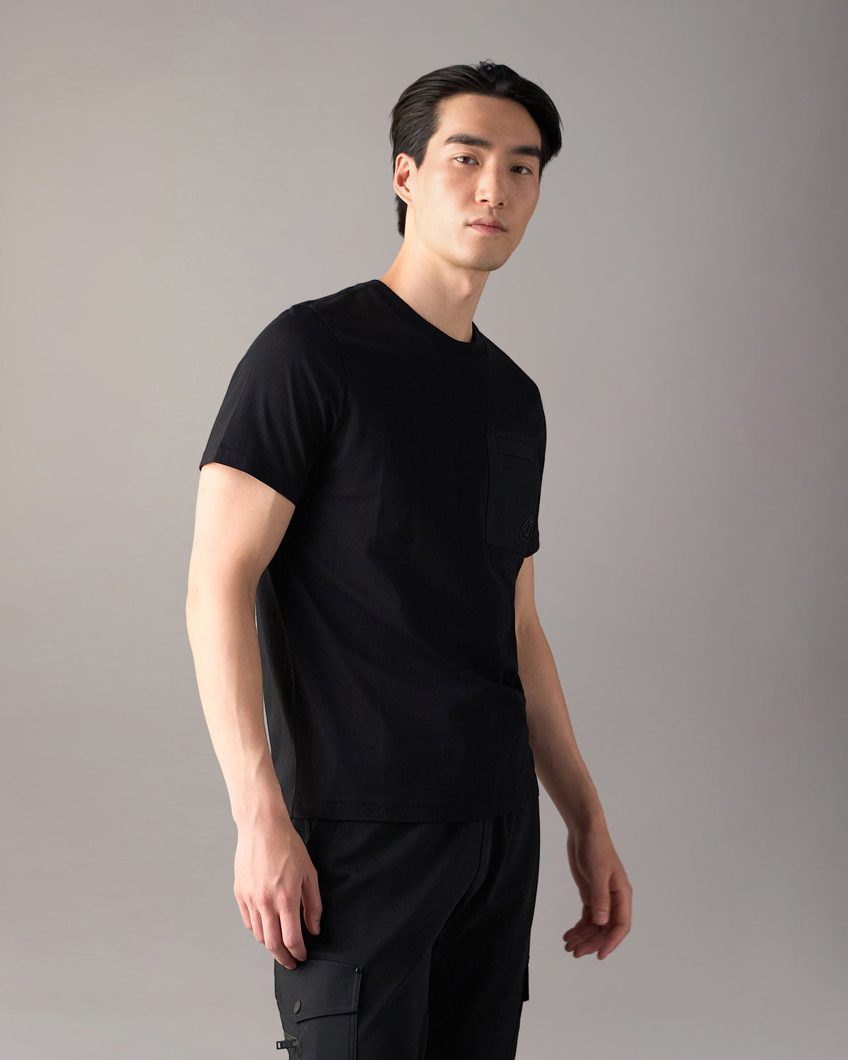 Moose Knuckles - M15MT733 - Dalon T-Shirt - MENS - Black - Front Category