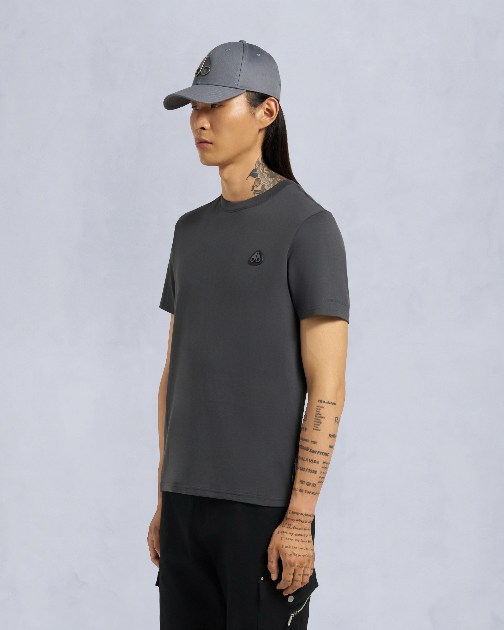 Moose Knuckles - M15MT777 - Crescent T-Shirt - MENS -  - Front