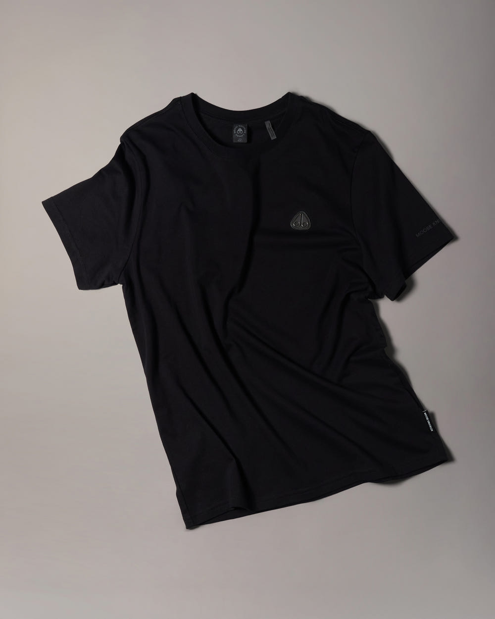 Moose Knuckles - M15MT777 - Crescent T-Shirt - MENS - Black - GM