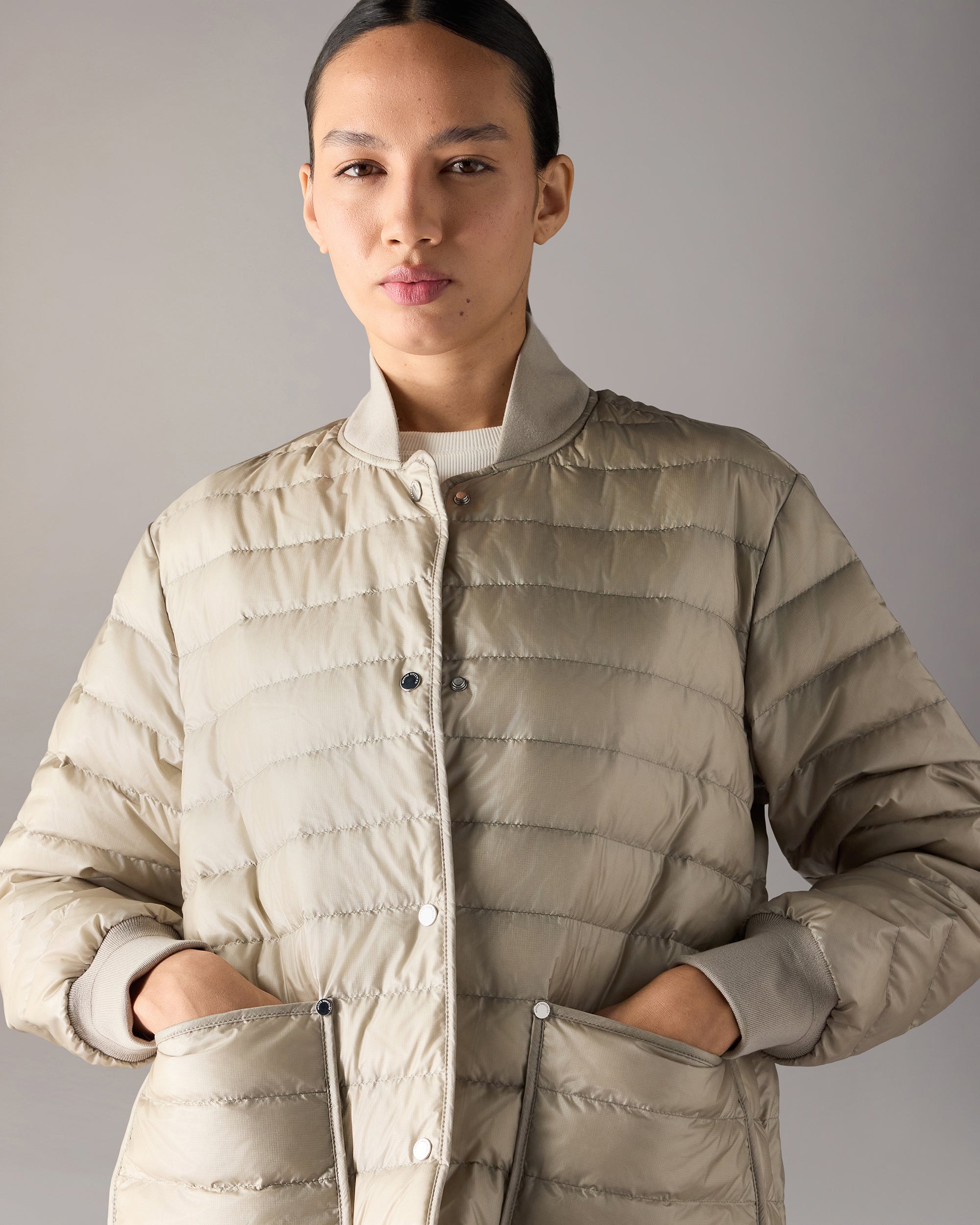 Transit Lightweight Down Bomber Jacket | Women | Moose Knuckles