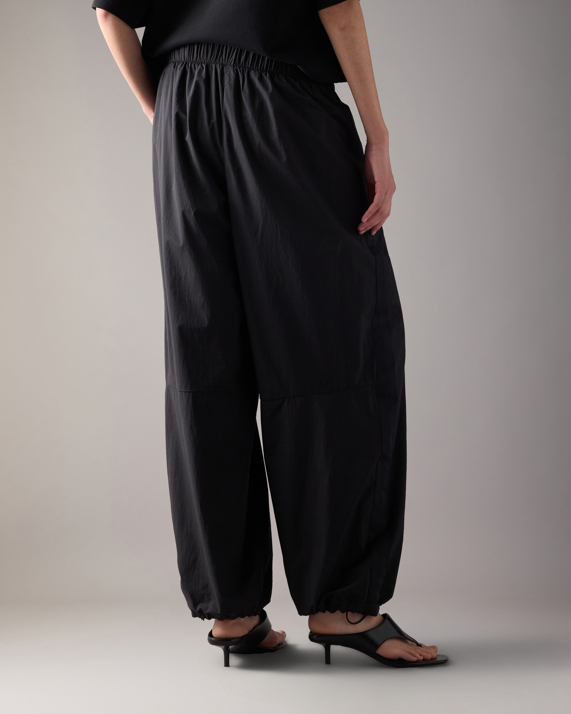 Moose Knuckles - M16LR771 - Skyline Pants - WOMENS -  - Back