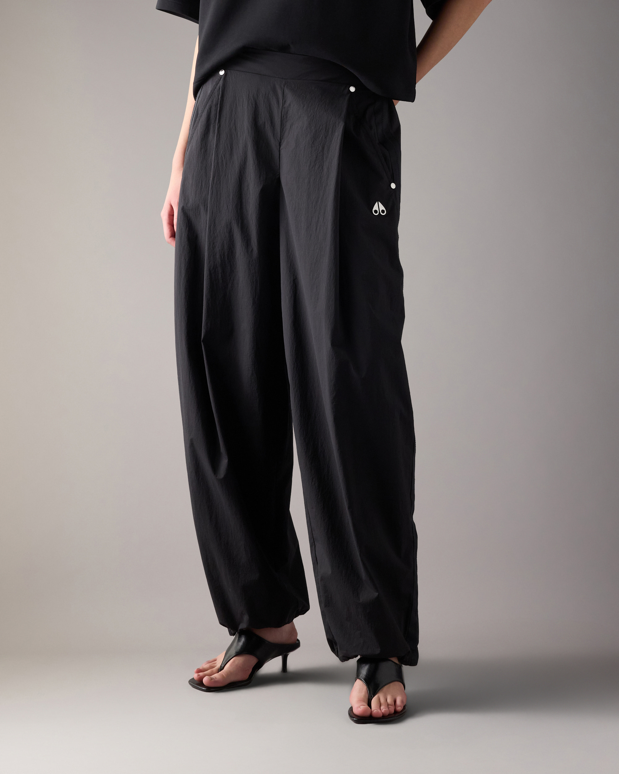 Moose Knuckles - M16LR771 - Skyline Pants - WOMENS -  - Front
