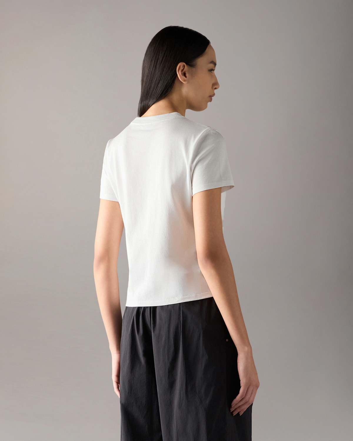 Moose Knuckles - M16LT744 - Crescent T-Shirt - WOMENS -  - Back