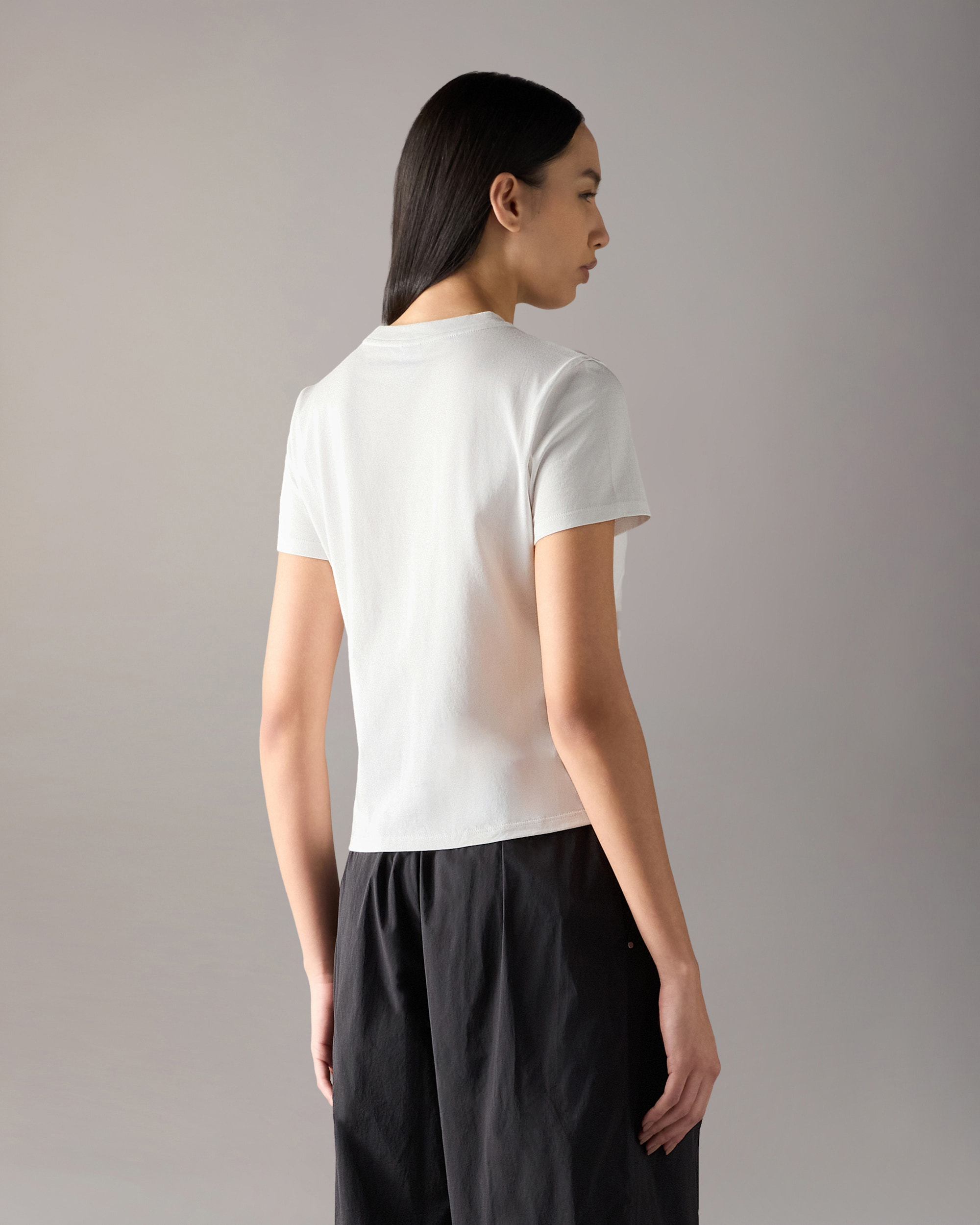 Moose Knuckles - M16LT744 - Crescent T-Shirt - WOMENS -  - Back