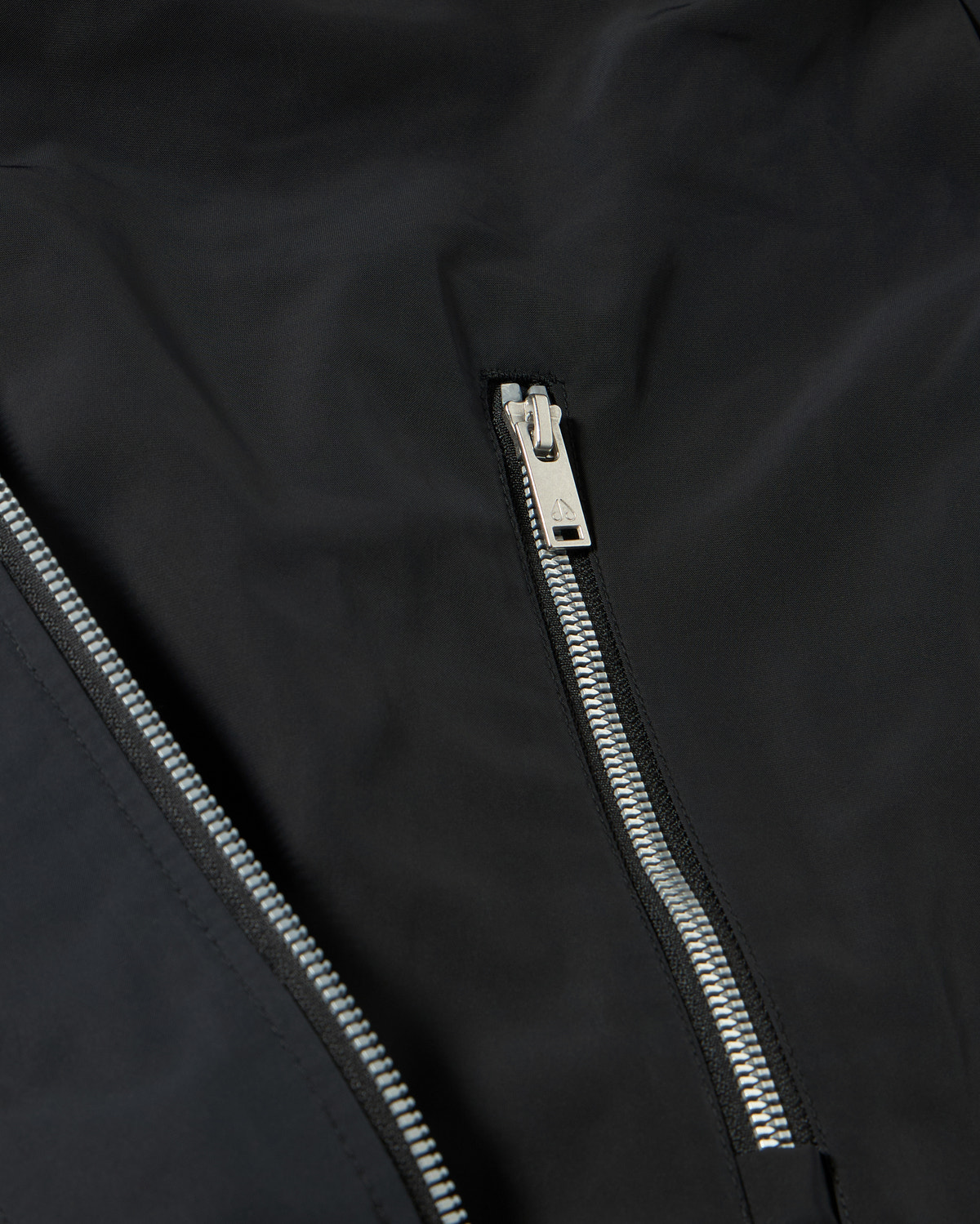 Moose Knuckles - M16MJ169 - Charlesbourg Jacket  - MENS -  - Detail1