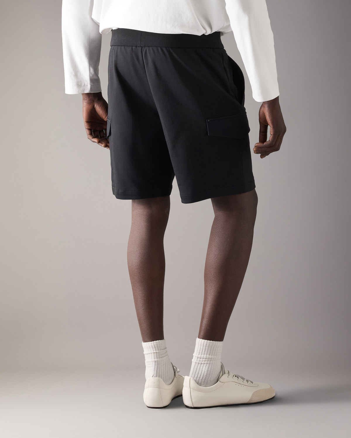 Moose Knuckles - M16MR760 - Dalon Cargo Shorts - MENS -  - Back