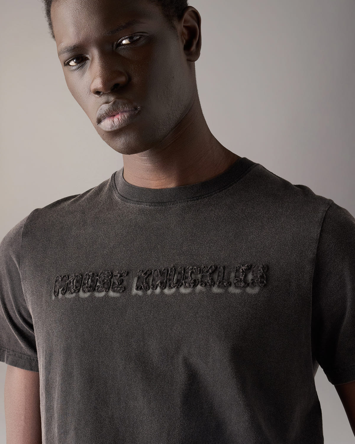 Moose Knuckles - M16MT707 - Connor Logo T-Shirt - MENS -  - Detail6