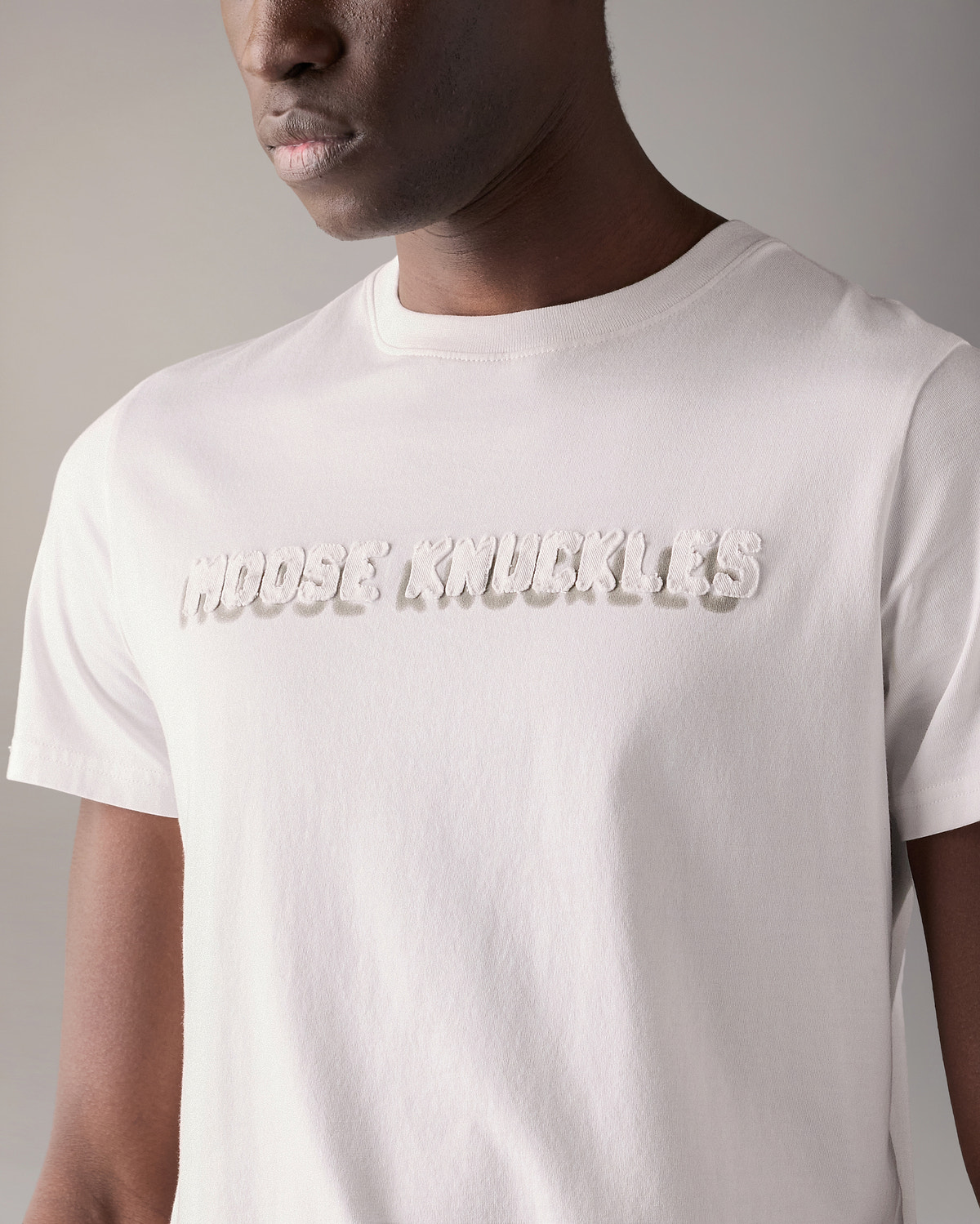 Moose Knuckles - M16MT707 - Conway Logo T-Shirt - MENS -  - Detail6