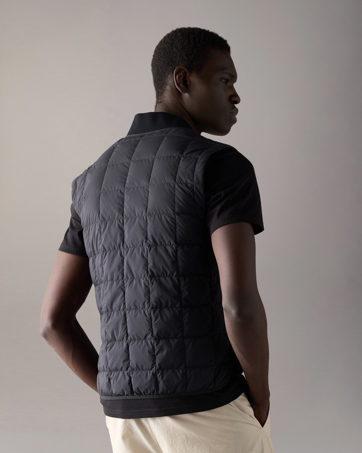 Moose Knuckles - M16MV456 - Transit Liner Vest - MENS -  - Back