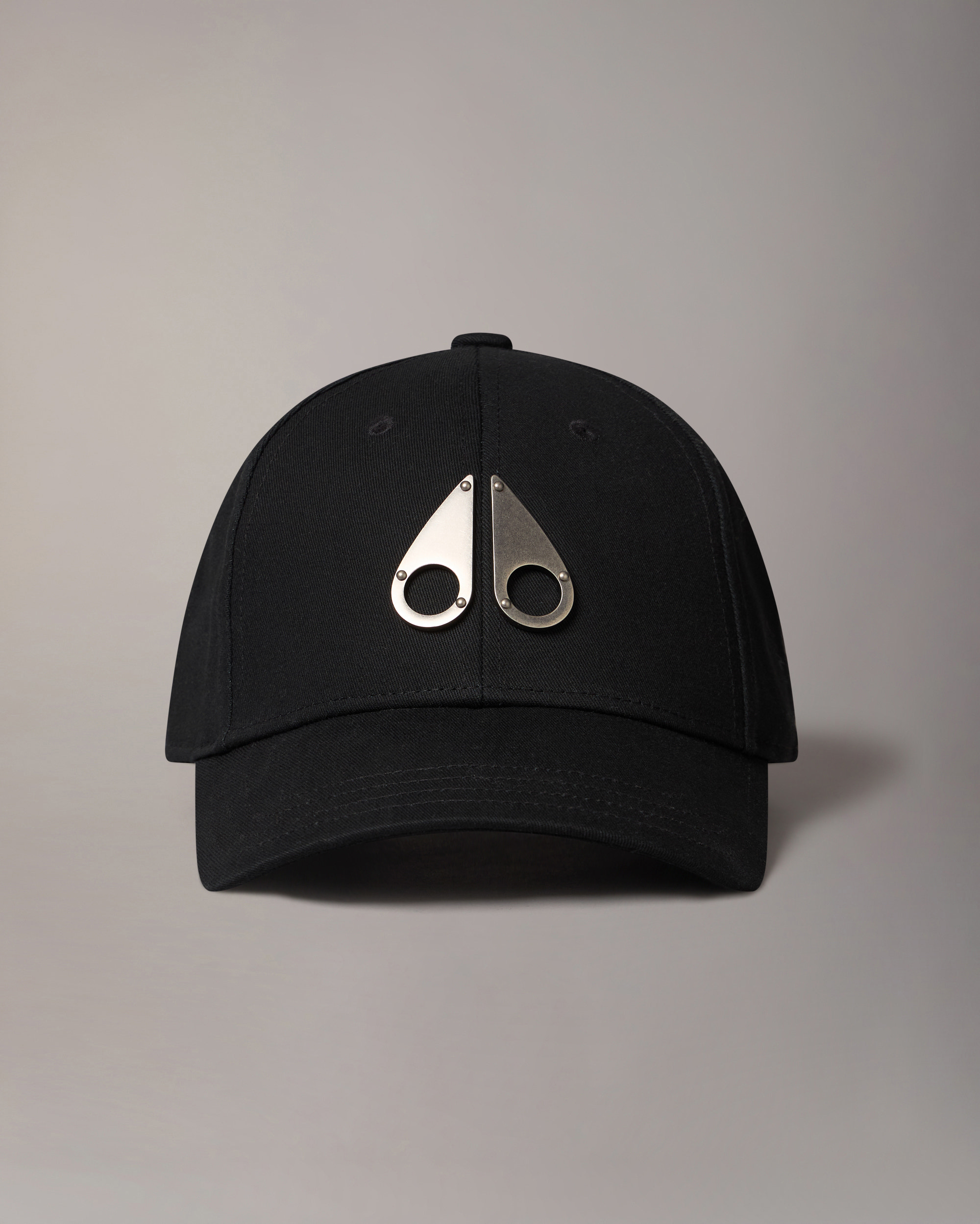 Moose Knuckles - M31MA534 - LOGO ICON CAP - ACCESSORIES - Black / Nickel Logo - Front
