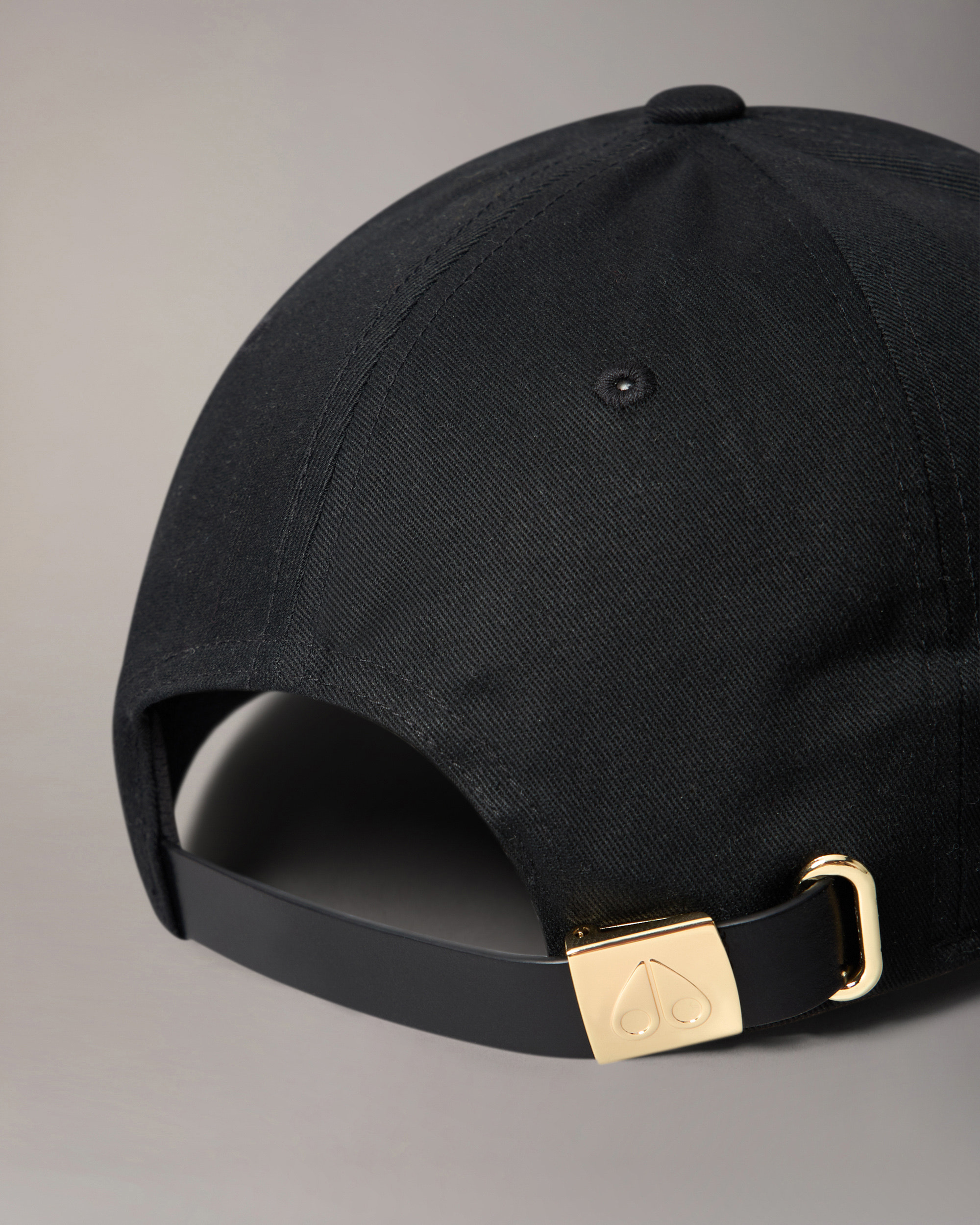 Moose Knuckles - M31MA535 - Gold Series Logo Icon Baseball Cap - ACCESSORIES - Black / Gold Logo - Detail1
