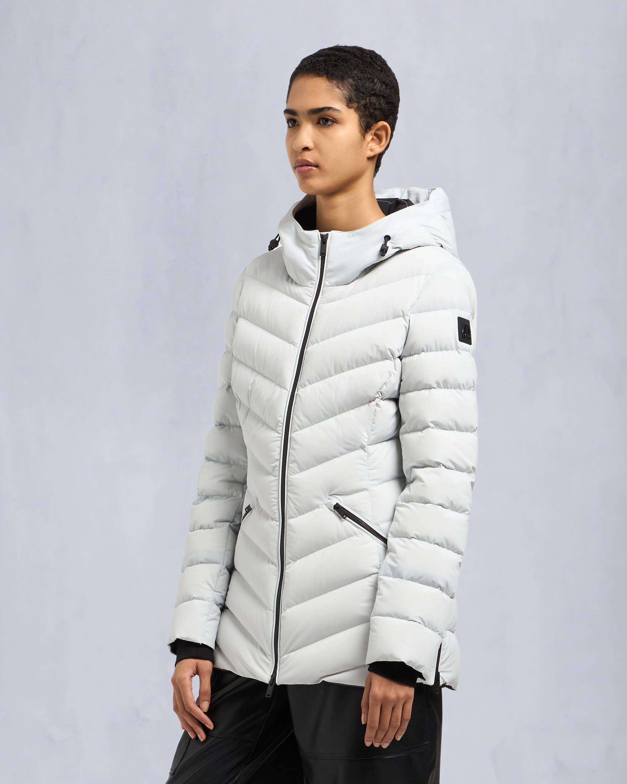 【MOOSE KNUCLES】ROCKCLIFF JACKET ダウンジャケット ☆ 機能美 Rockcliff Jacket | Women | Moose Knuckles