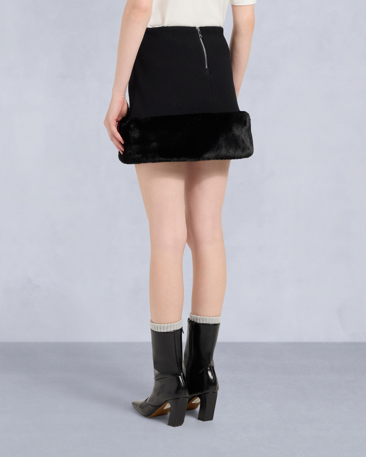 Moose Knuckles - M34LR755 - Mealy Bunny Skirt - WOMENS -  - Back