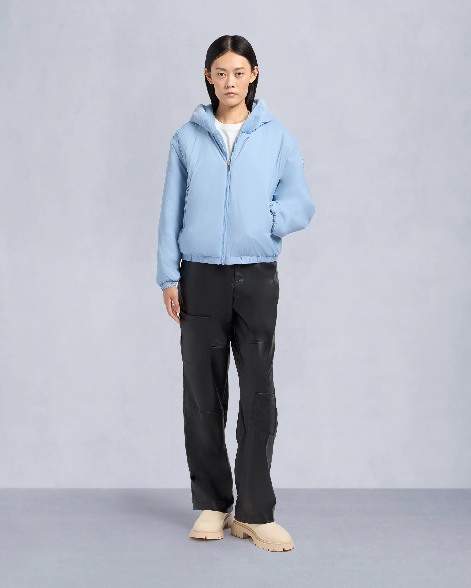 Moose Knuckles Womens Eaton Reversible Bunny Rain / rain M34LS652 Detail3