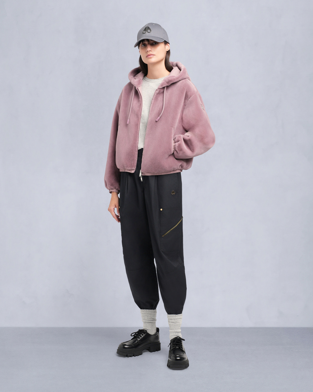 Moose Knuckles - M34LS652 - Eaton Reversible Bunny - WOMENS -  - Detail3