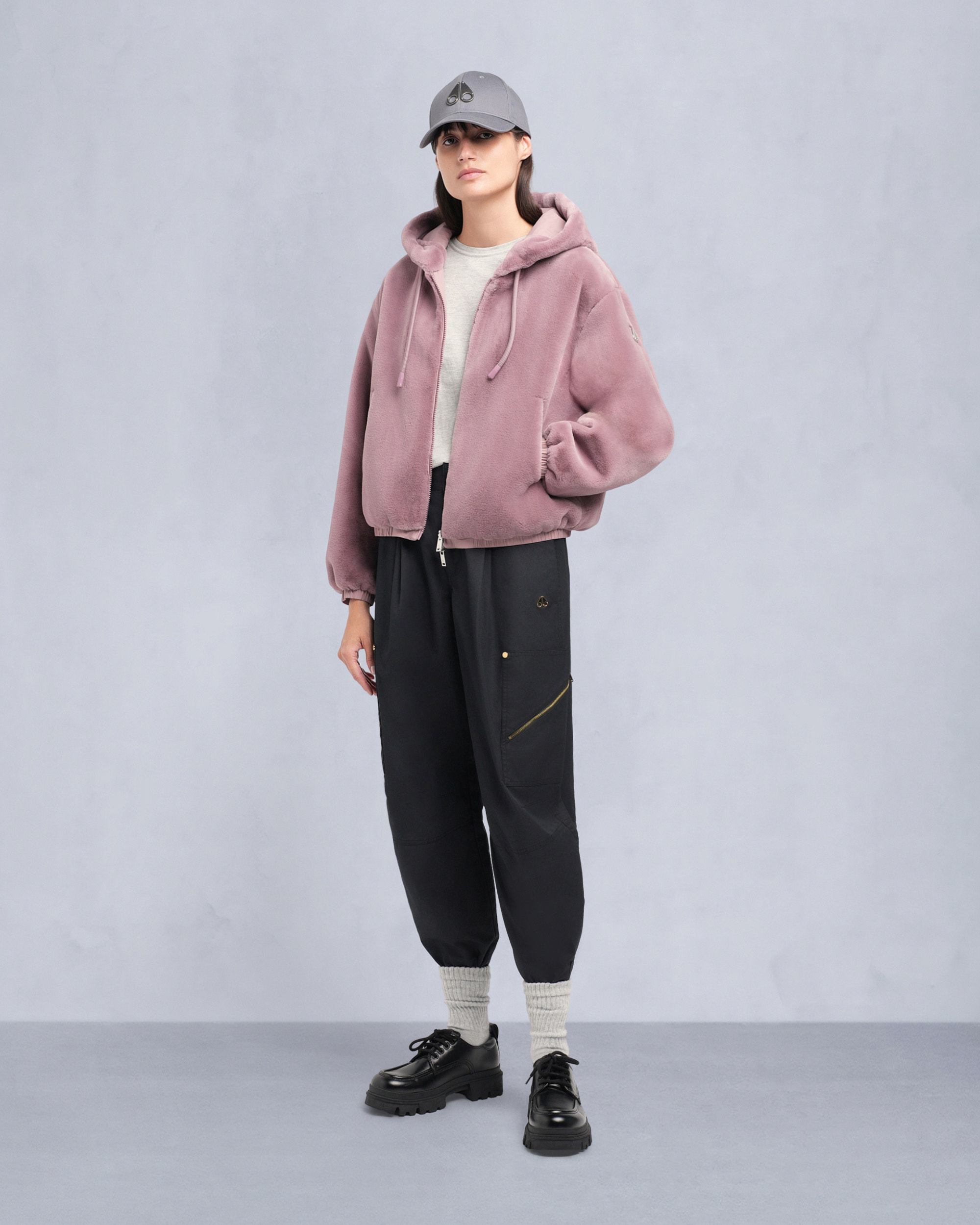 Moose Knuckles - M34LS652 - Eaton Reversible Bunny - WOMENS -  - Detail3