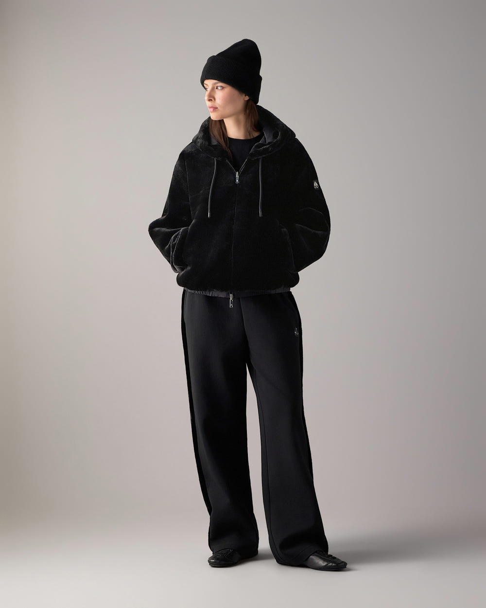 Moose Knuckles - M34LS652 - Eaton Bunny Reversible Hoodie - WOMENS - Black / Shiny Black - Detail7