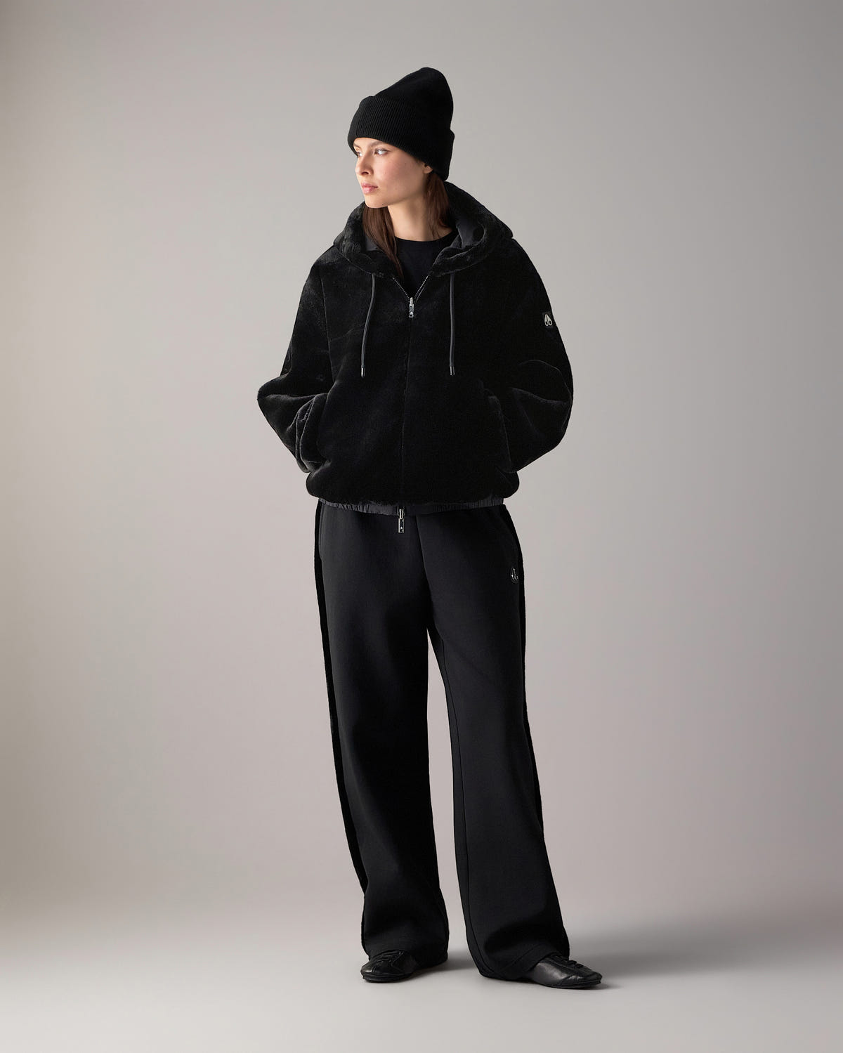 Moose Knuckles - M34LS652 - Eaton Bunny Reversible Hoodie - WOMENS - Black / Shiny Black - Detail7