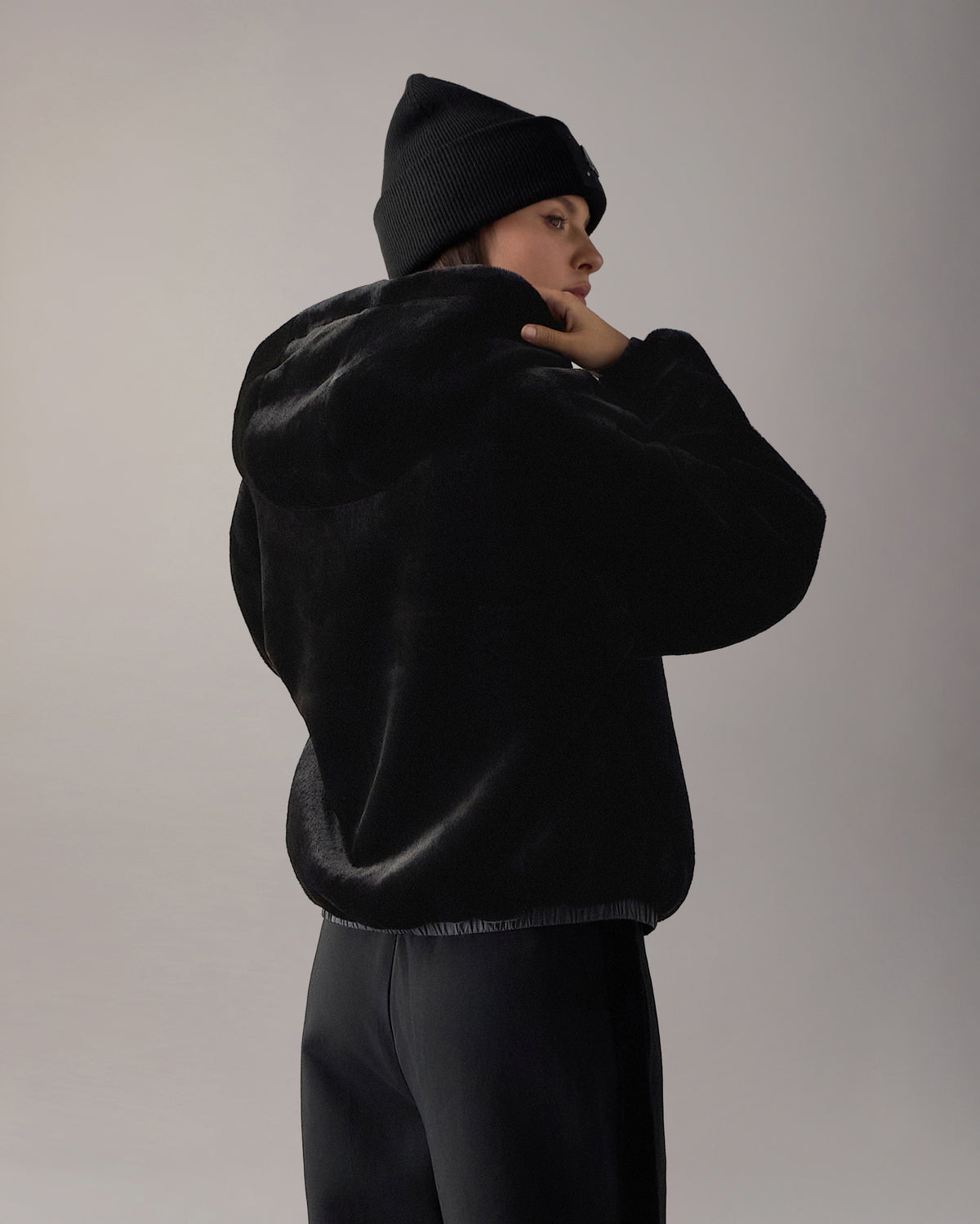 Moose Knuckles - M34LS652 - Eaton Bunny Reversible Hoodie - WOMENS - Black / Shiny Black - Detail8